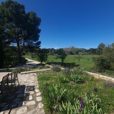 Domaine Du Mas Foucray Aparthotel Les Baux-de-Provence Exterior photo