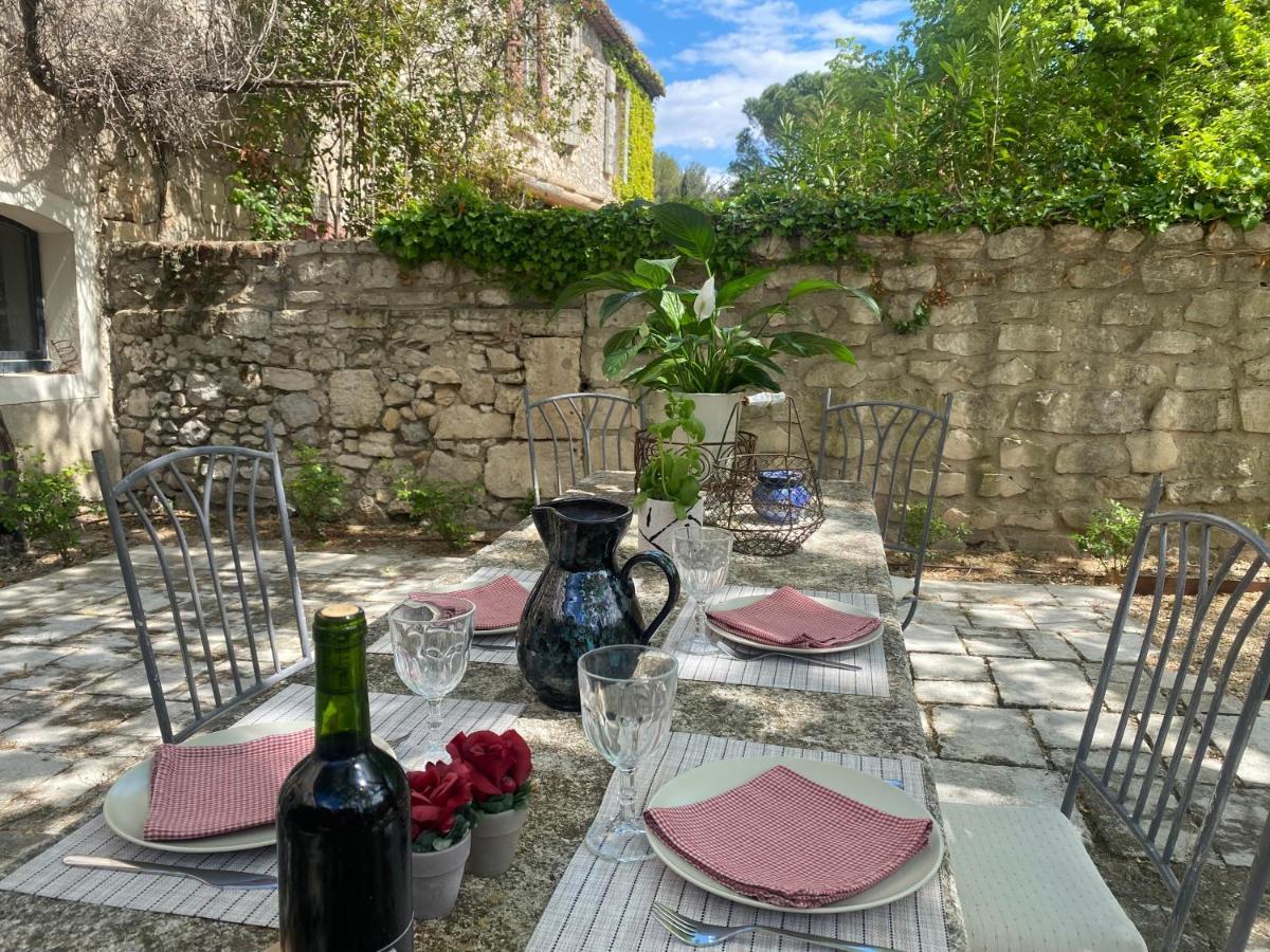 Domaine Du Mas Foucray Aparthotel Les Baux-de-Provence Exterior photo